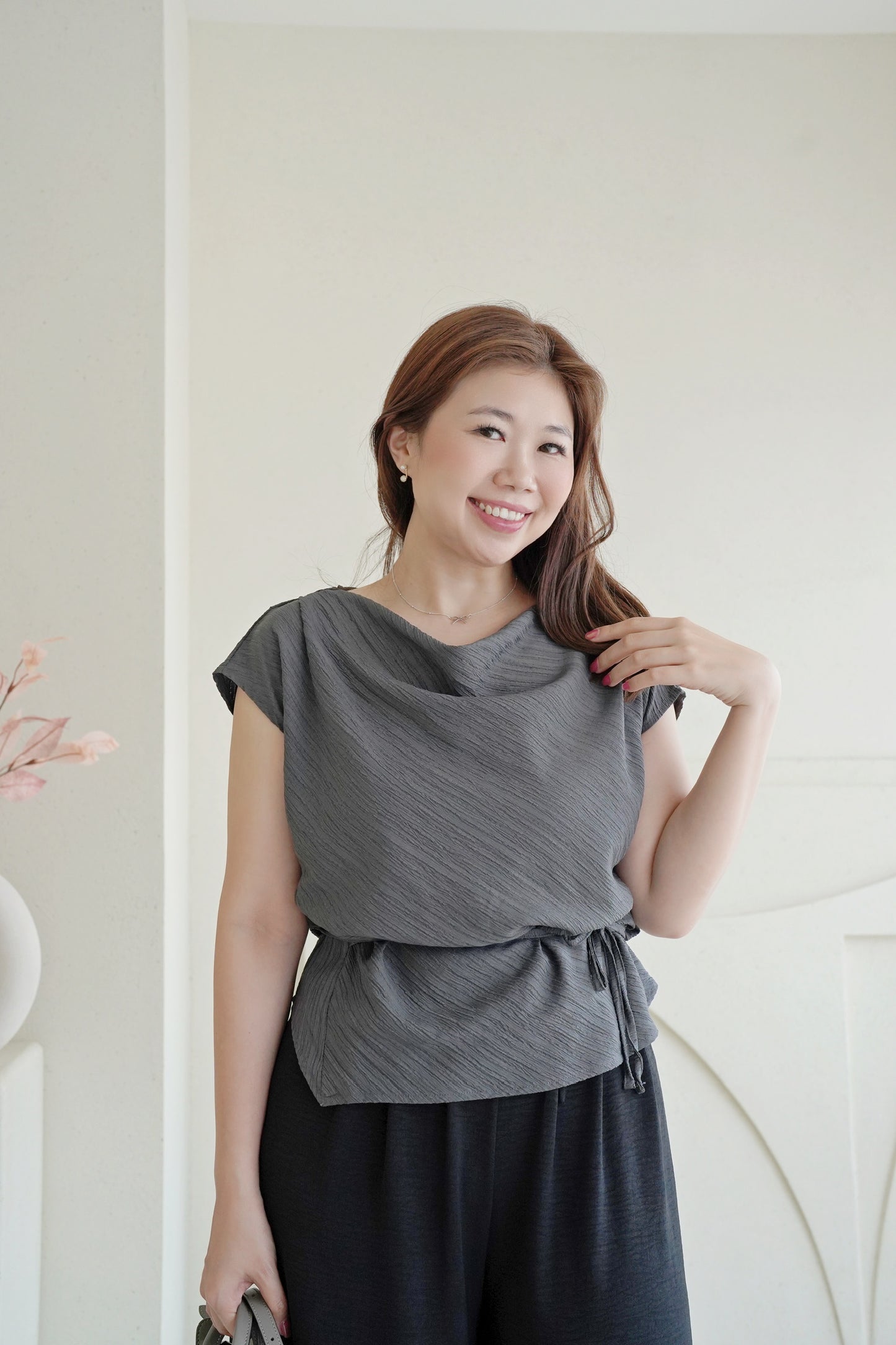 The Drapped Ribbon Top