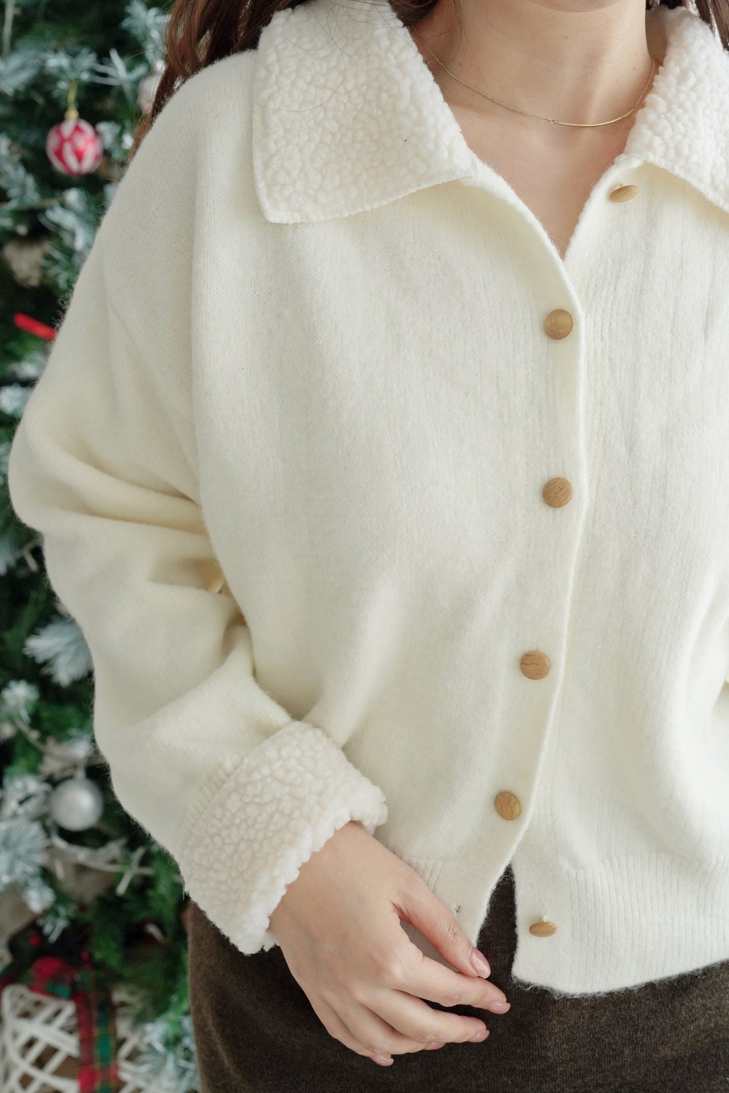 Snowy Festive Cardi