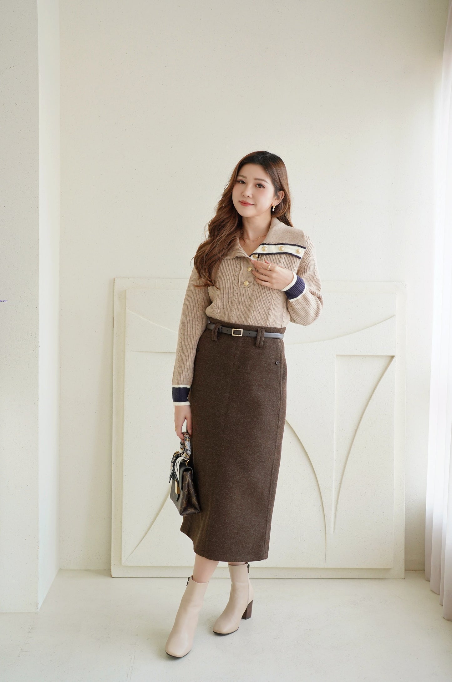 Frenchy Collar Knitted Top