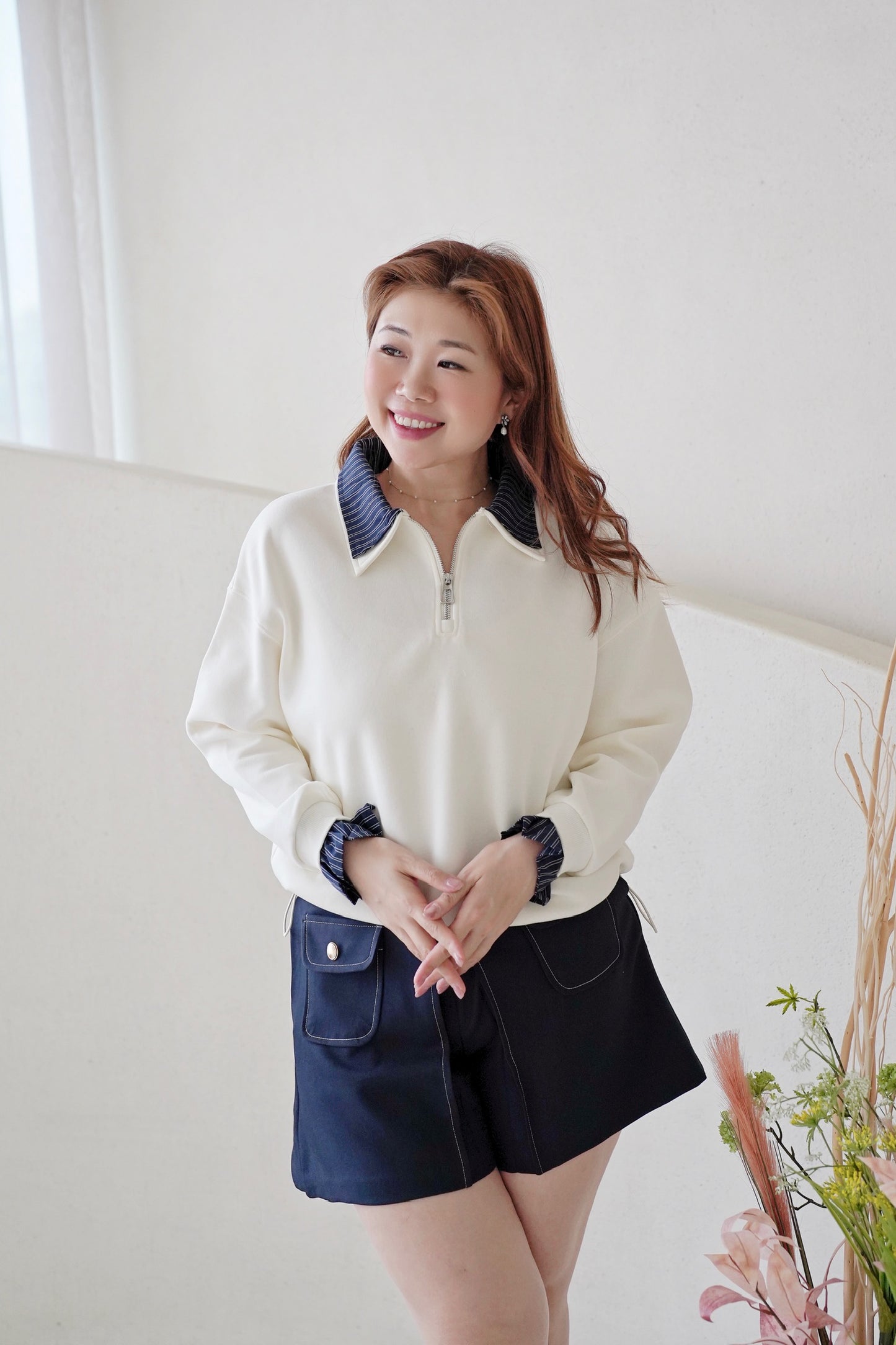 Creamy Zipper Sweater