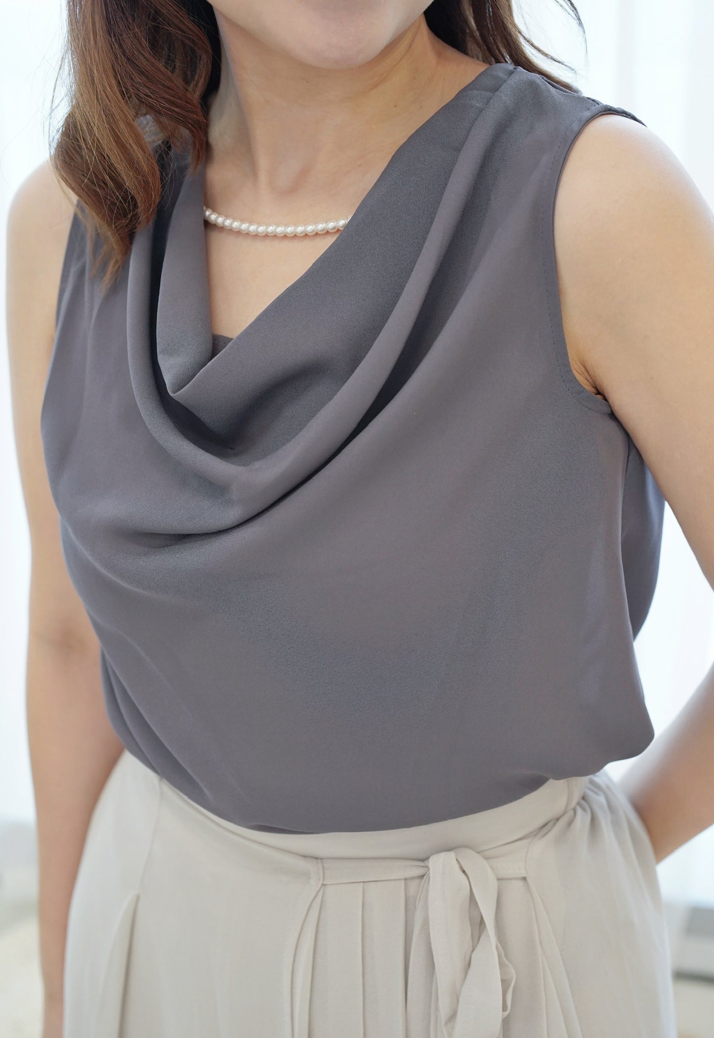 Chiffon Pearly Vest