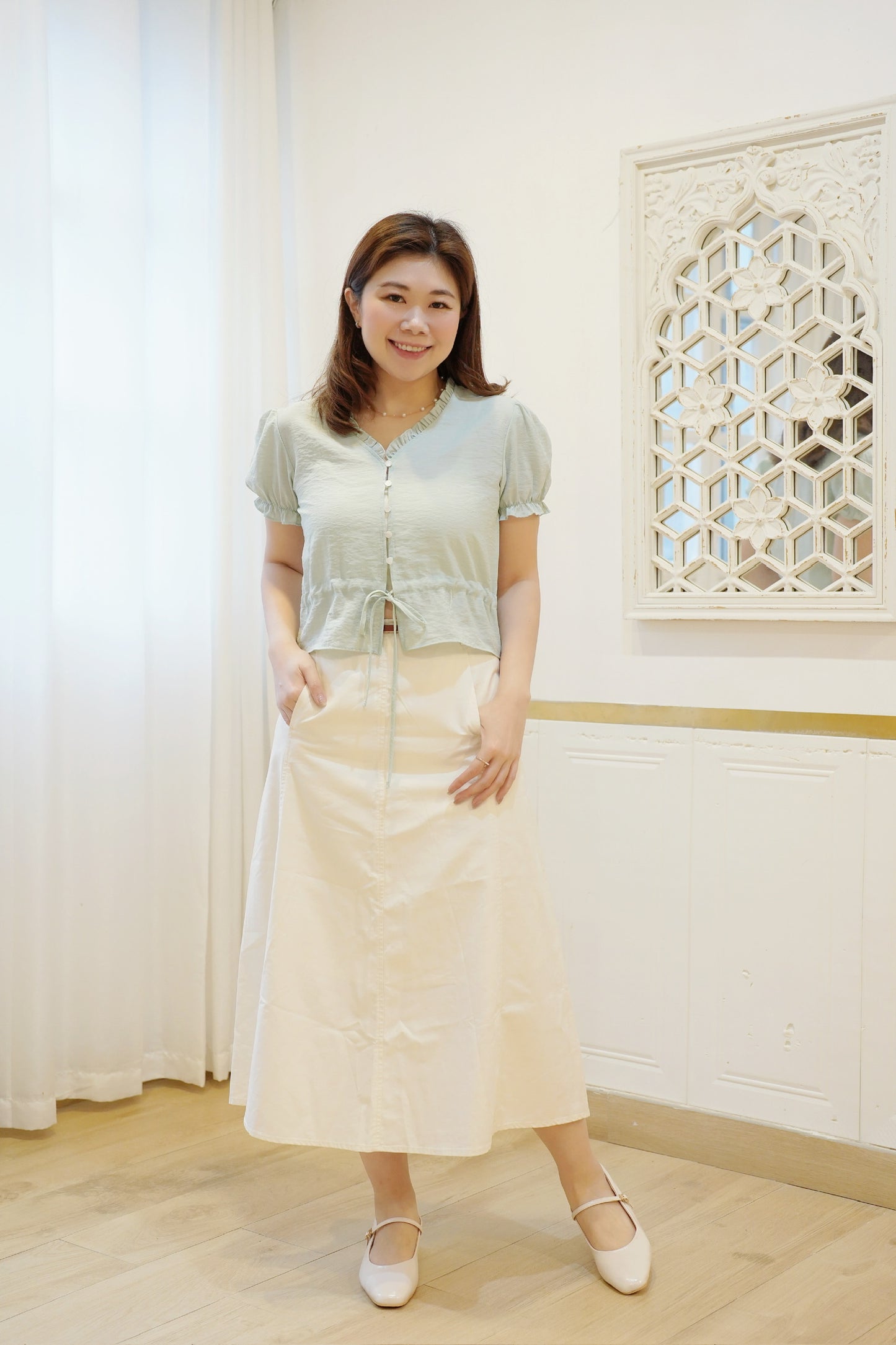 Creamy A-line Skirt