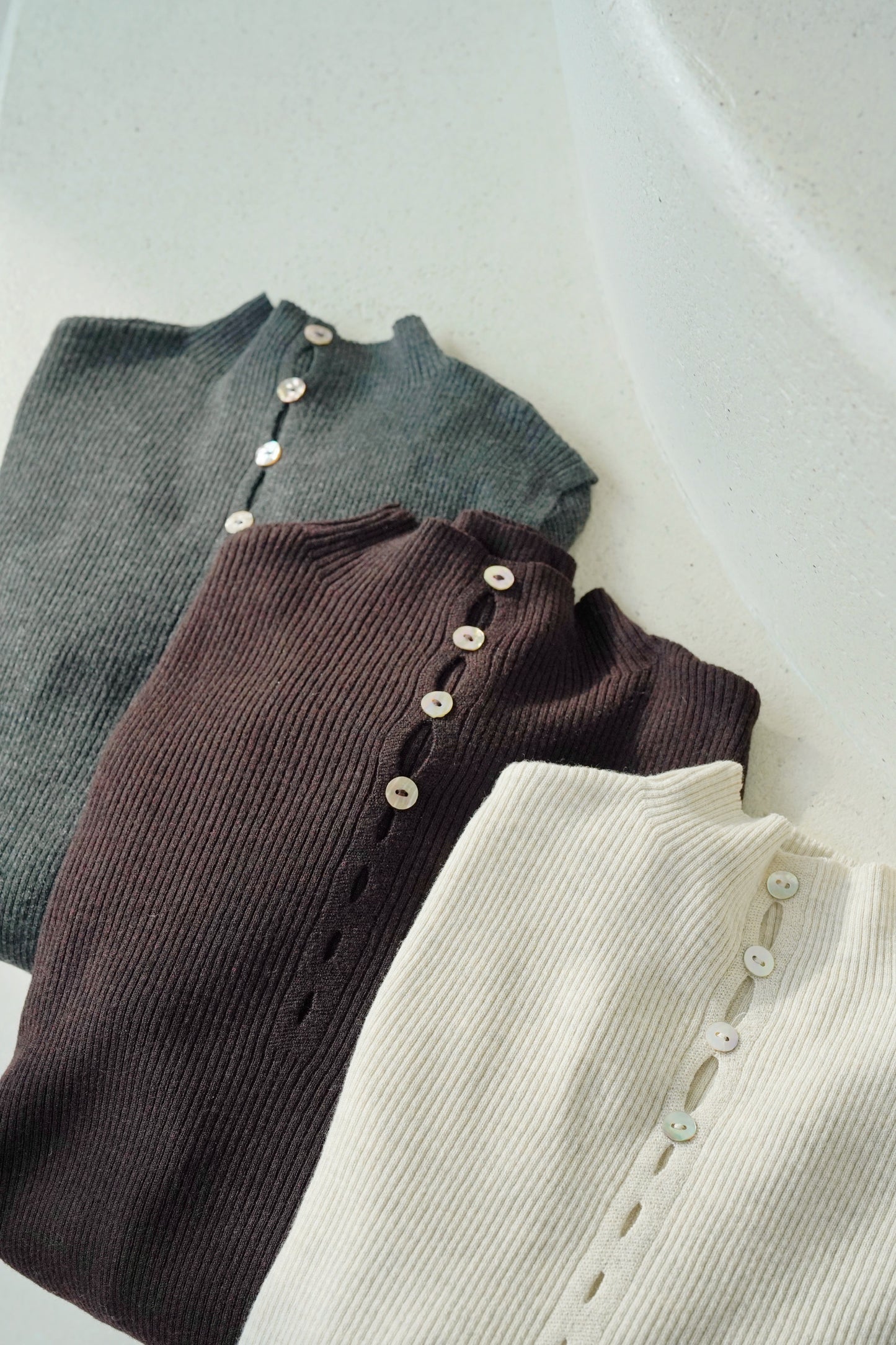 Minimalist Basic Top