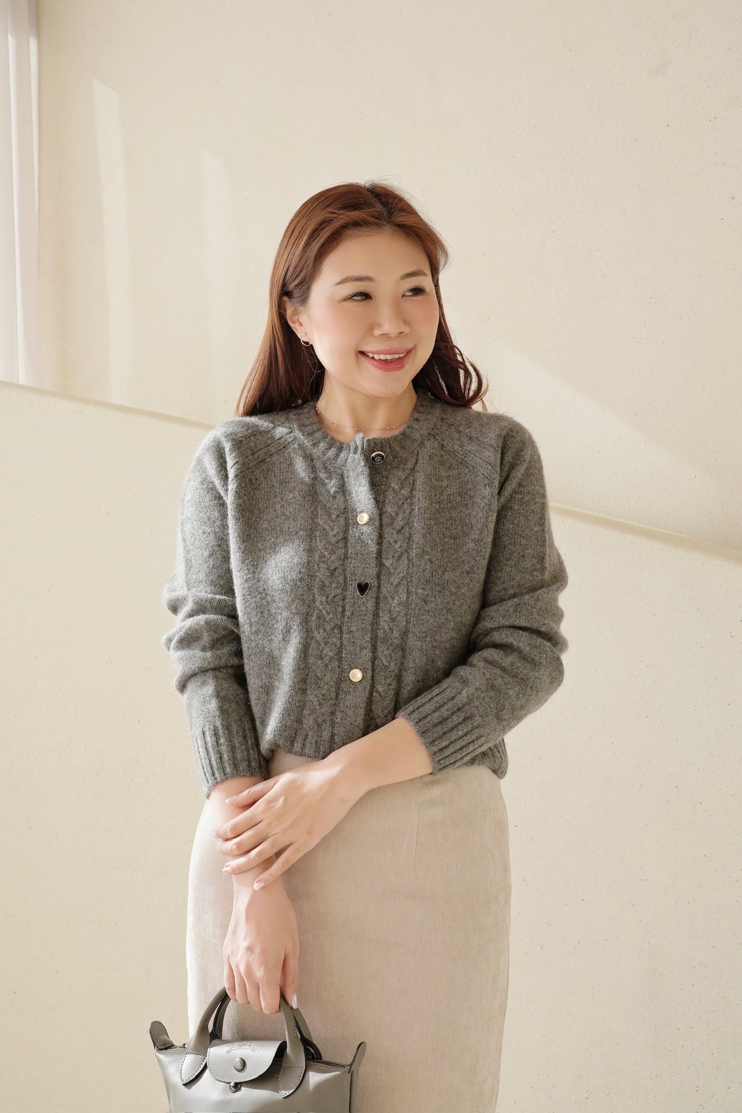 Hearty Fine Wool Cardi