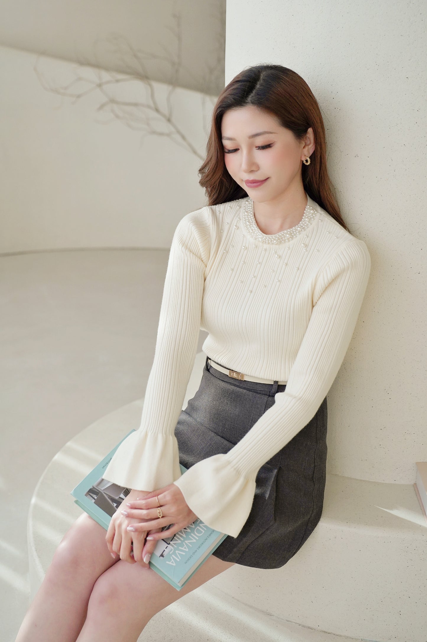 Pearly Flare Sleeves Top