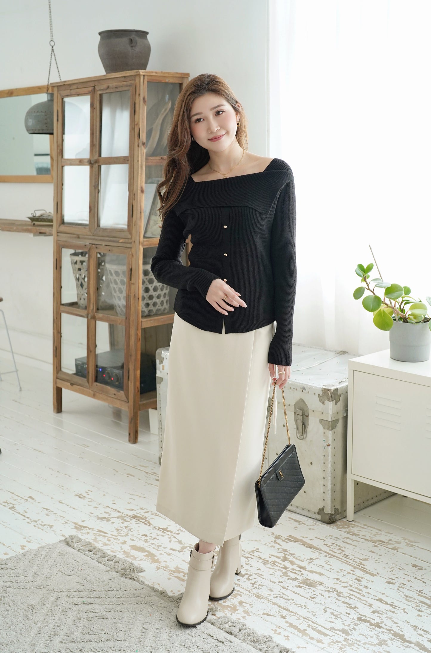 High Waist Buckle Skirt