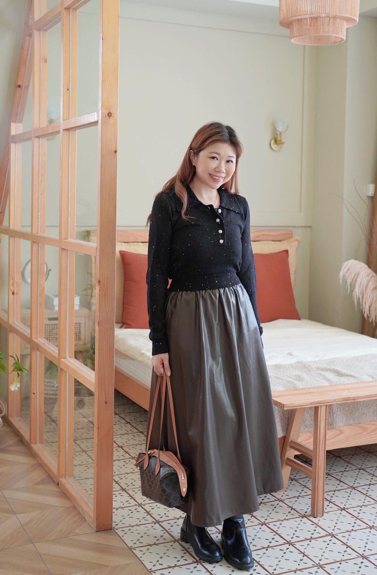 The Fine Leather Skirt