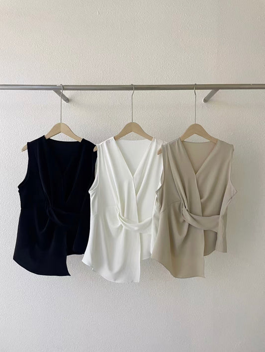 Twisty Cozy Vest