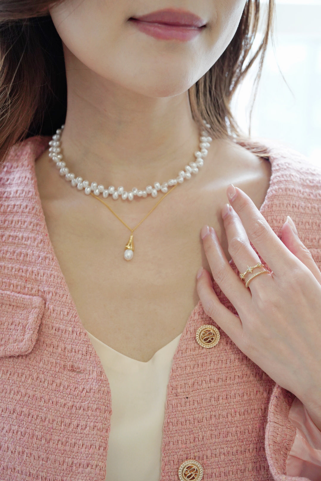 Dazzling Pearl Necklace